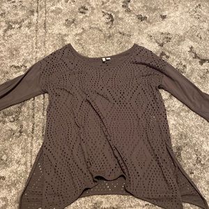 Green, long-sleeve, shirt. 65% Polyester, 35% Rayon